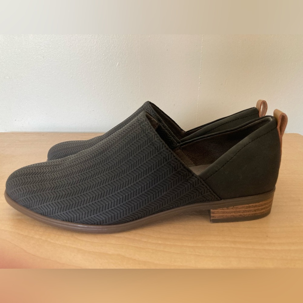 NWOT-Dr. Scholl’s Black Flats Size 7.5M